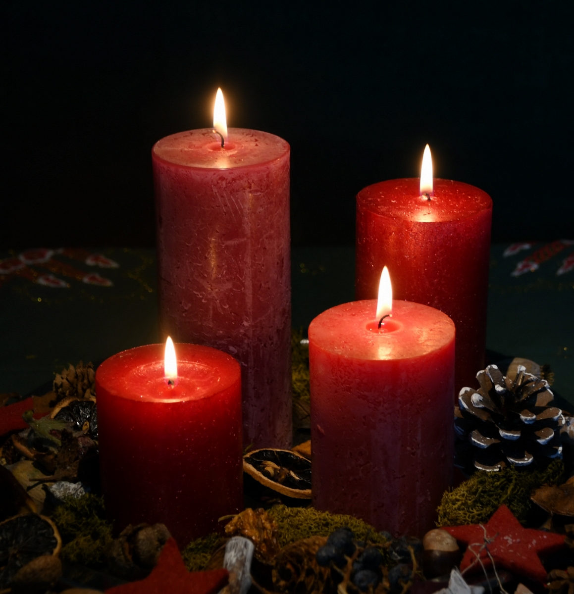 Advent 4 brennende Kerzen