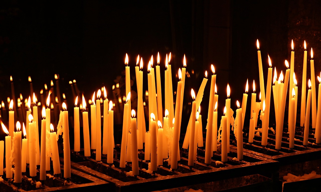 230706-candles-4298297