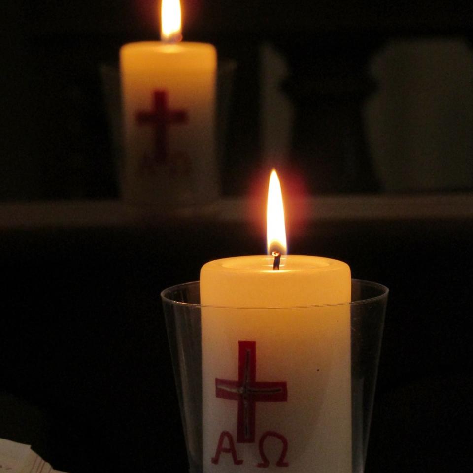 240413-easter-candle