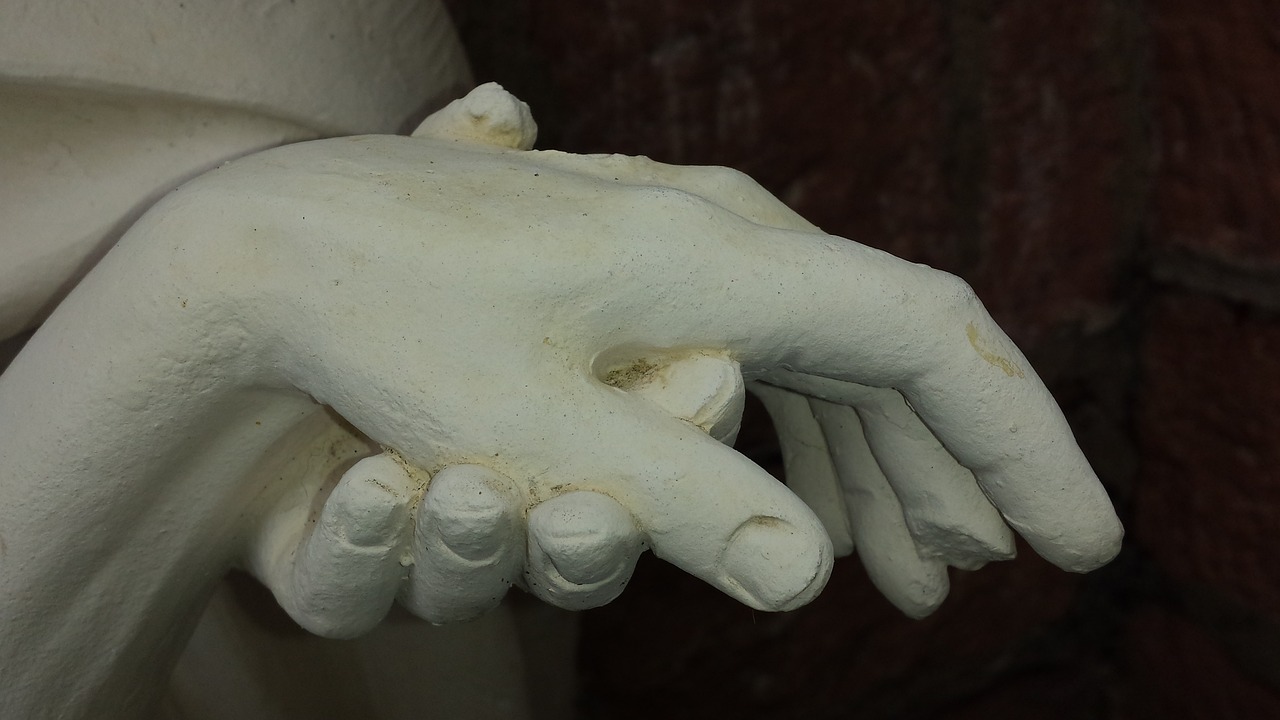 250407-hand