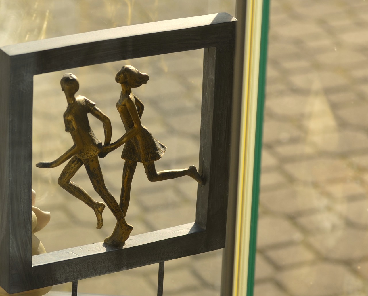 250910-running-couple