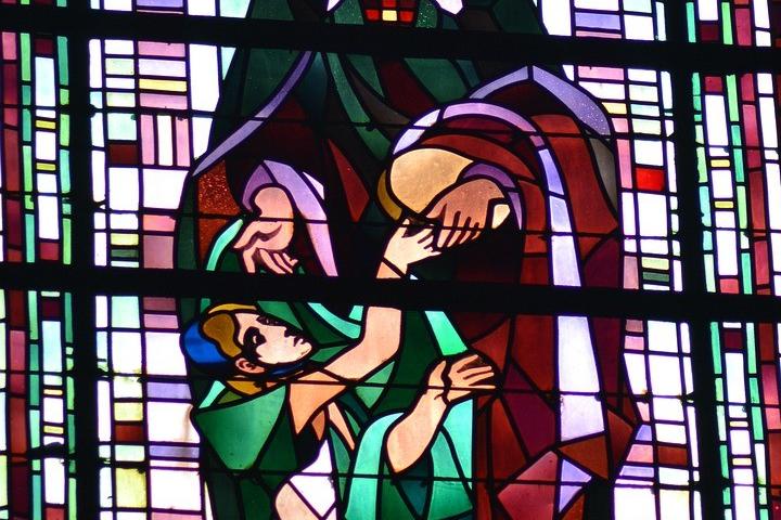 251119-stained-glass