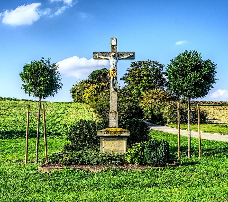 cross-2789089_1280