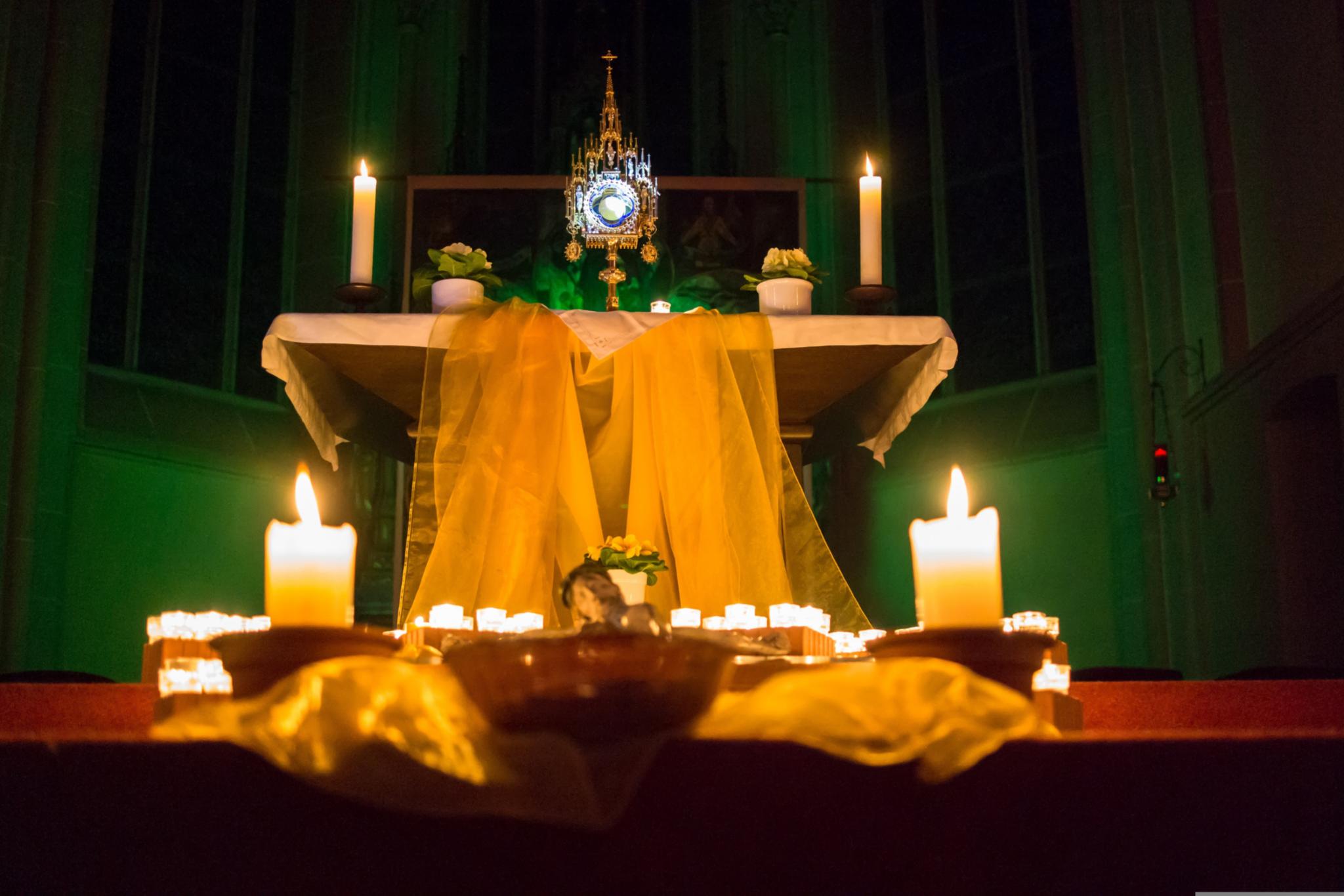 worship-1227335_by_didgeman_pixabay_pbs